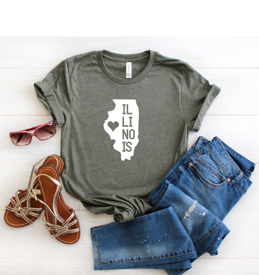 Womens City Chicago Graphic T-Shirt Womens City Chicago Graphic T-Shirt